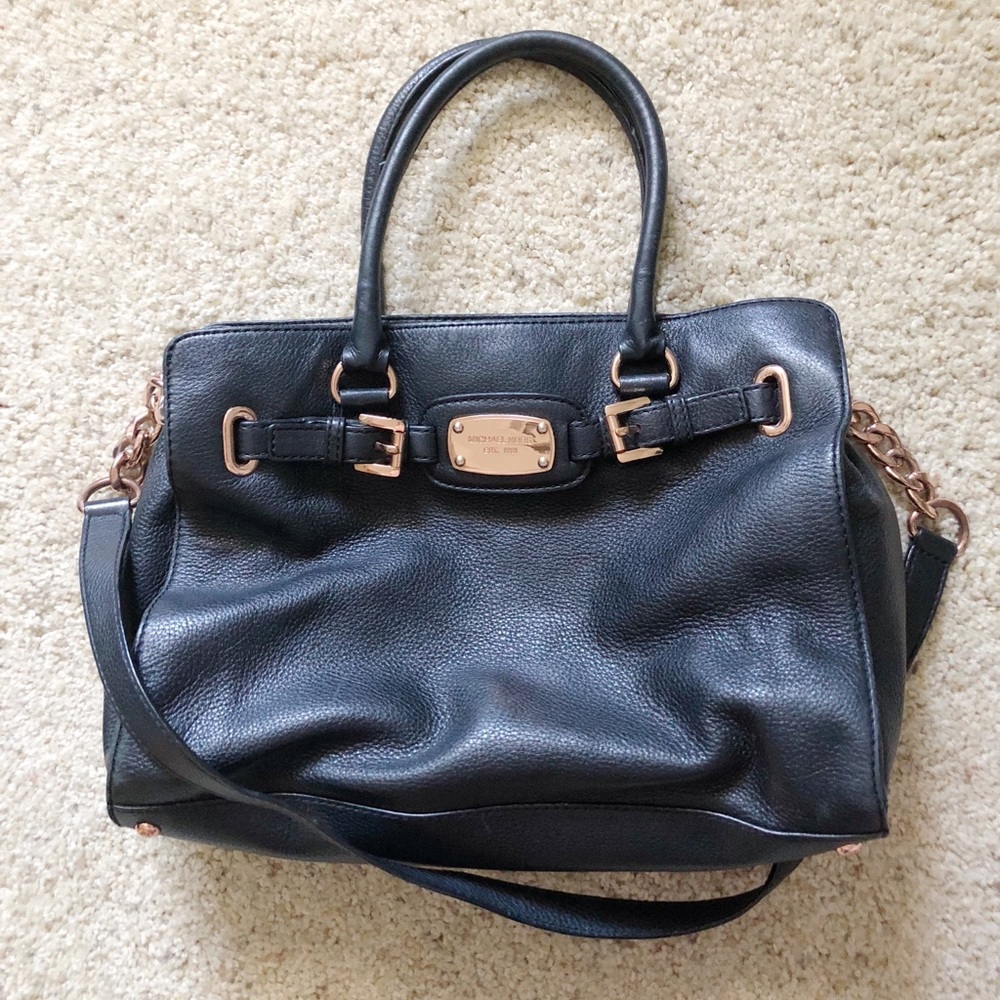 *SOLD* Michael Kors Hamilton Large E/W Tote, Black